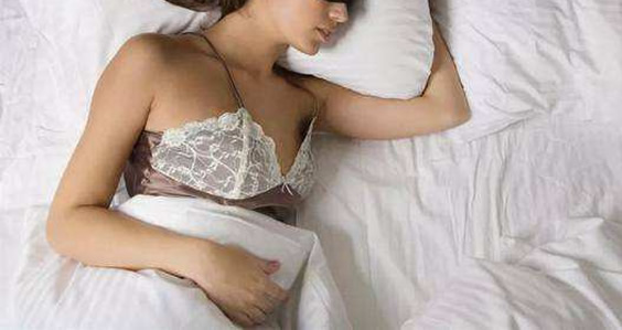 男人越爱越想睡你，什么样的女人会让男人越睡越上瘾-第1张图片-爱薇女性网