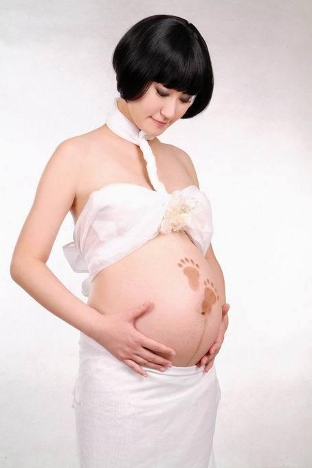 孕妇吃的越大，胎宝宝就越身体健康？怀孕期间理应吃多少？-第1张图片-爱薇女性网