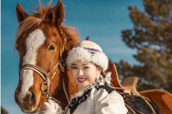 蒙古国女人床上厉害吗？生活所迫只为谋生-第3张图片-爱薇女性网